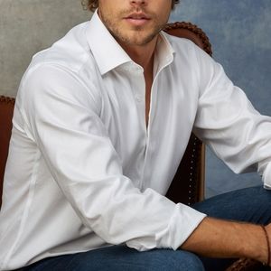 Perfect condition, luxury men's classic shirt